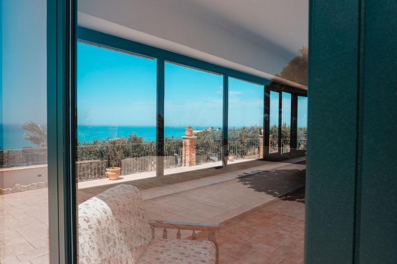 Villa Il Casale Di Bovo Marina Montallegro Zimmer foto